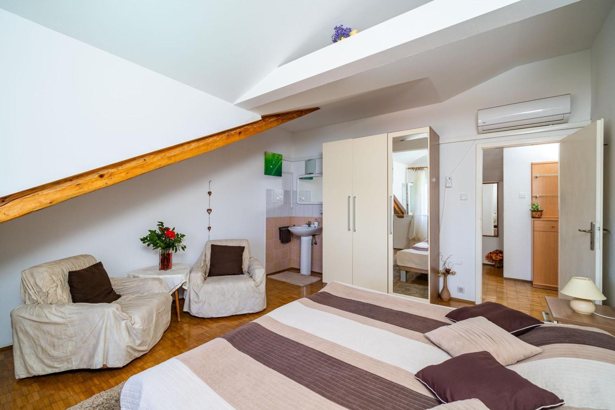 Apartments & Rooms Mara & Petrunjela Cavtat Habitación foto