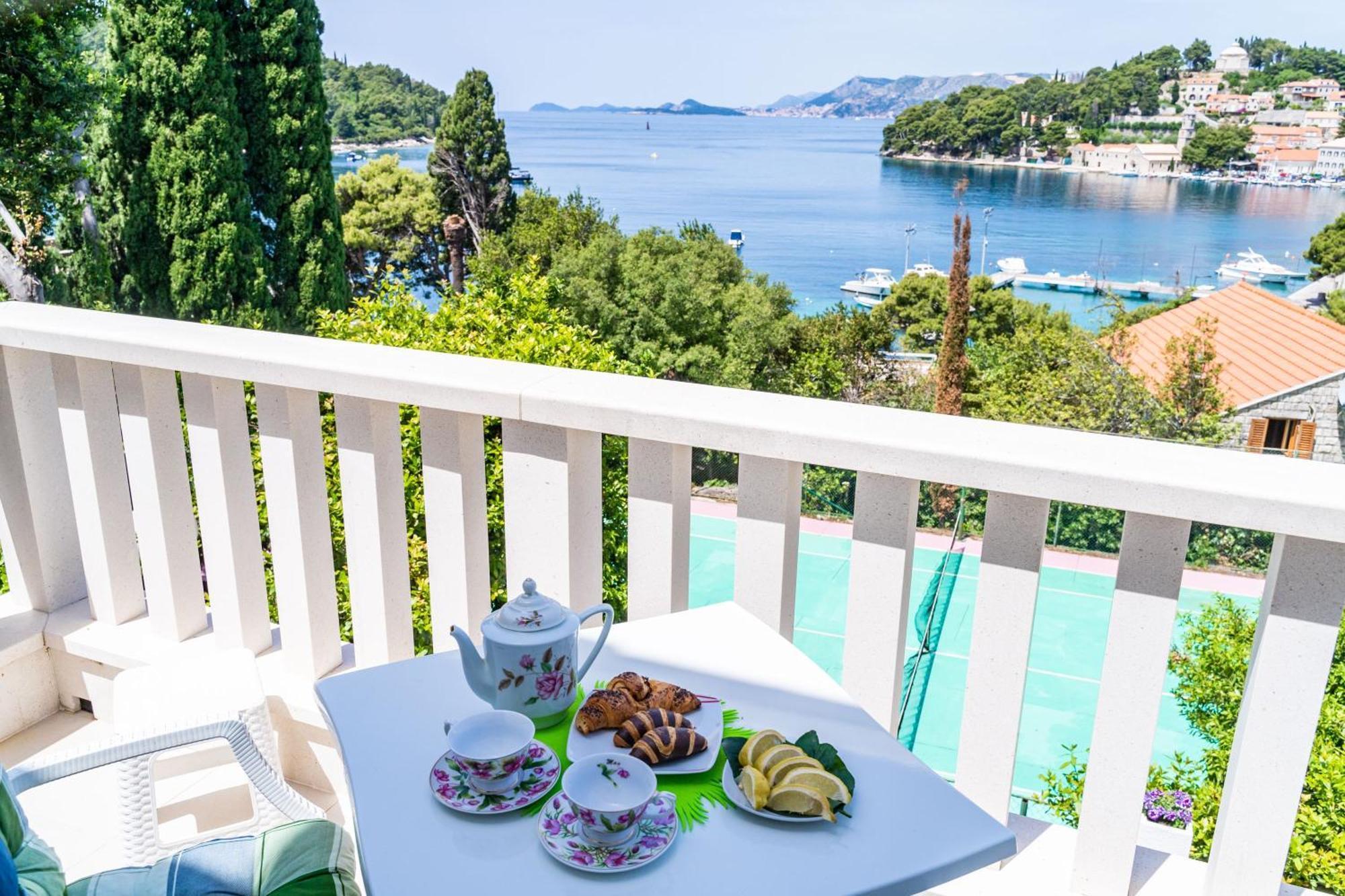 Apartments & Rooms Mara & Petrunjela Cavtat Habitación foto